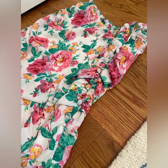 For Love & Lemons Becca Mini Skirt in Ivory With Pink Flowers size Medium - Picture 3 of 11